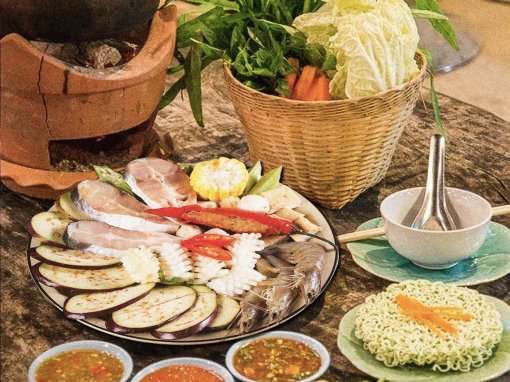 LẨU THÁI HẢI SẢN: KHÁM PHÁ HƯƠNG VỊ ĐỘC ĐÁO TẠI NHÀ HÀNG BẾP XƯA